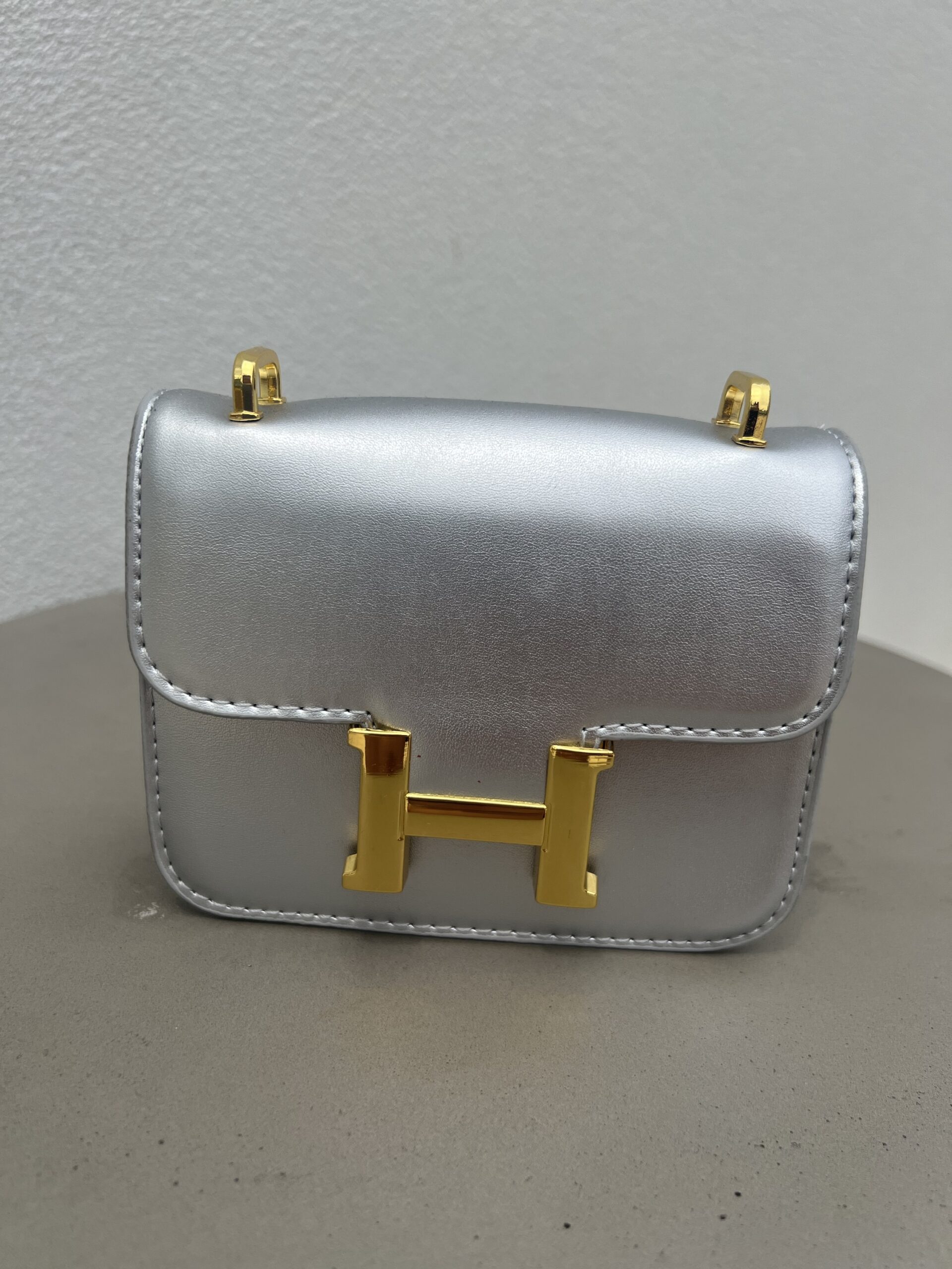 H BAG