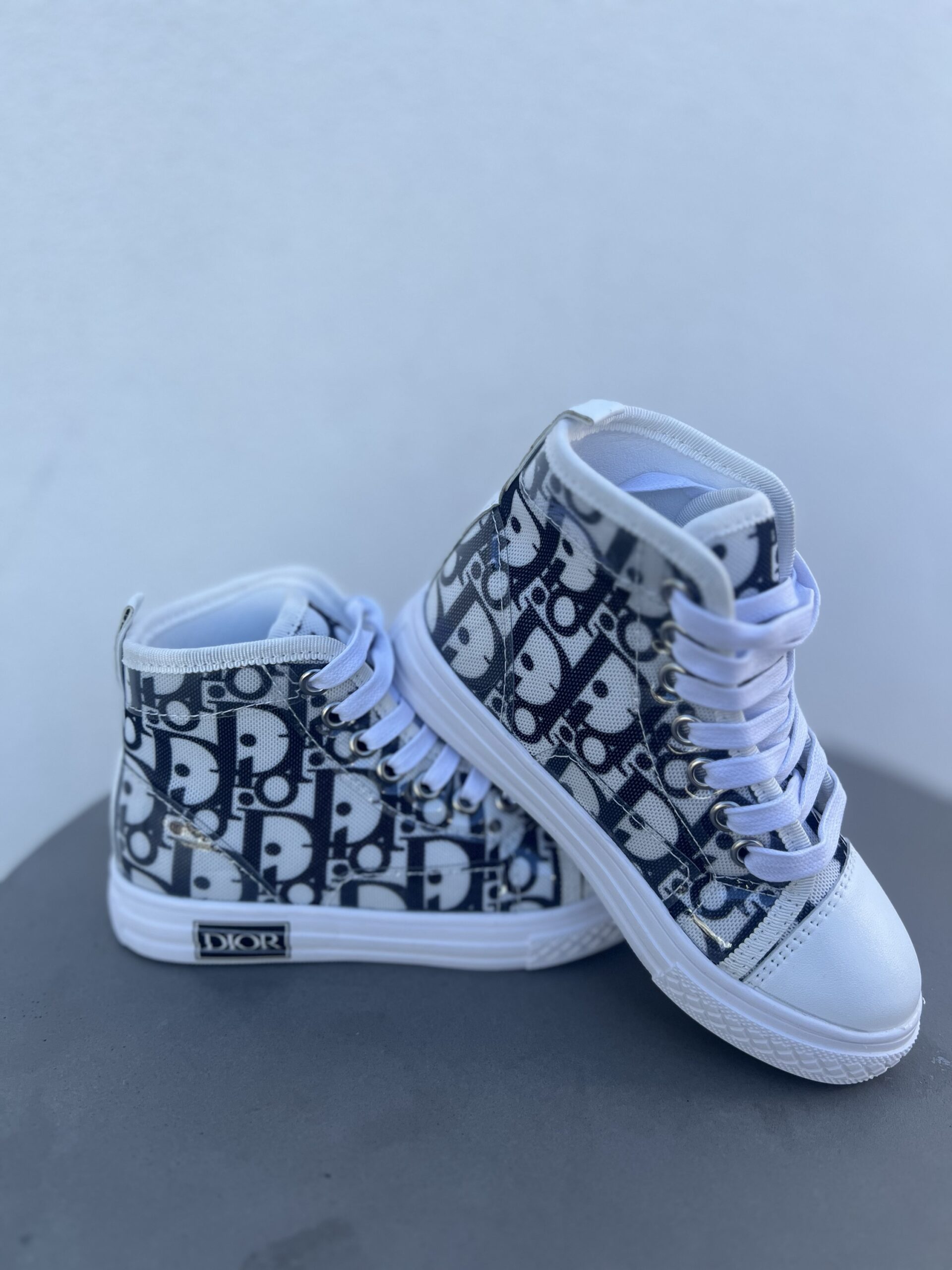 B-23 HIGH TOP