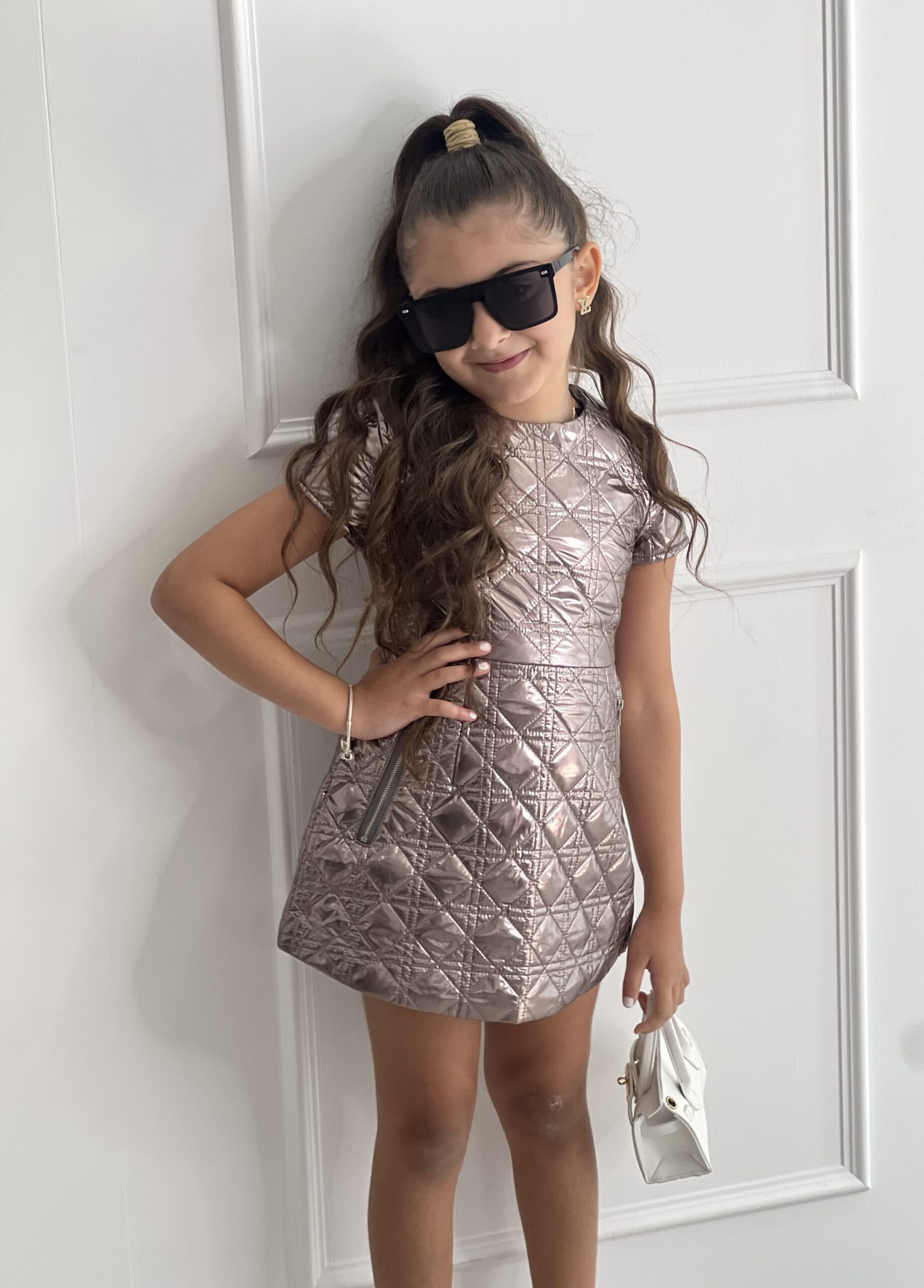 FUTURE DRESS IN SHORT SLEEVE