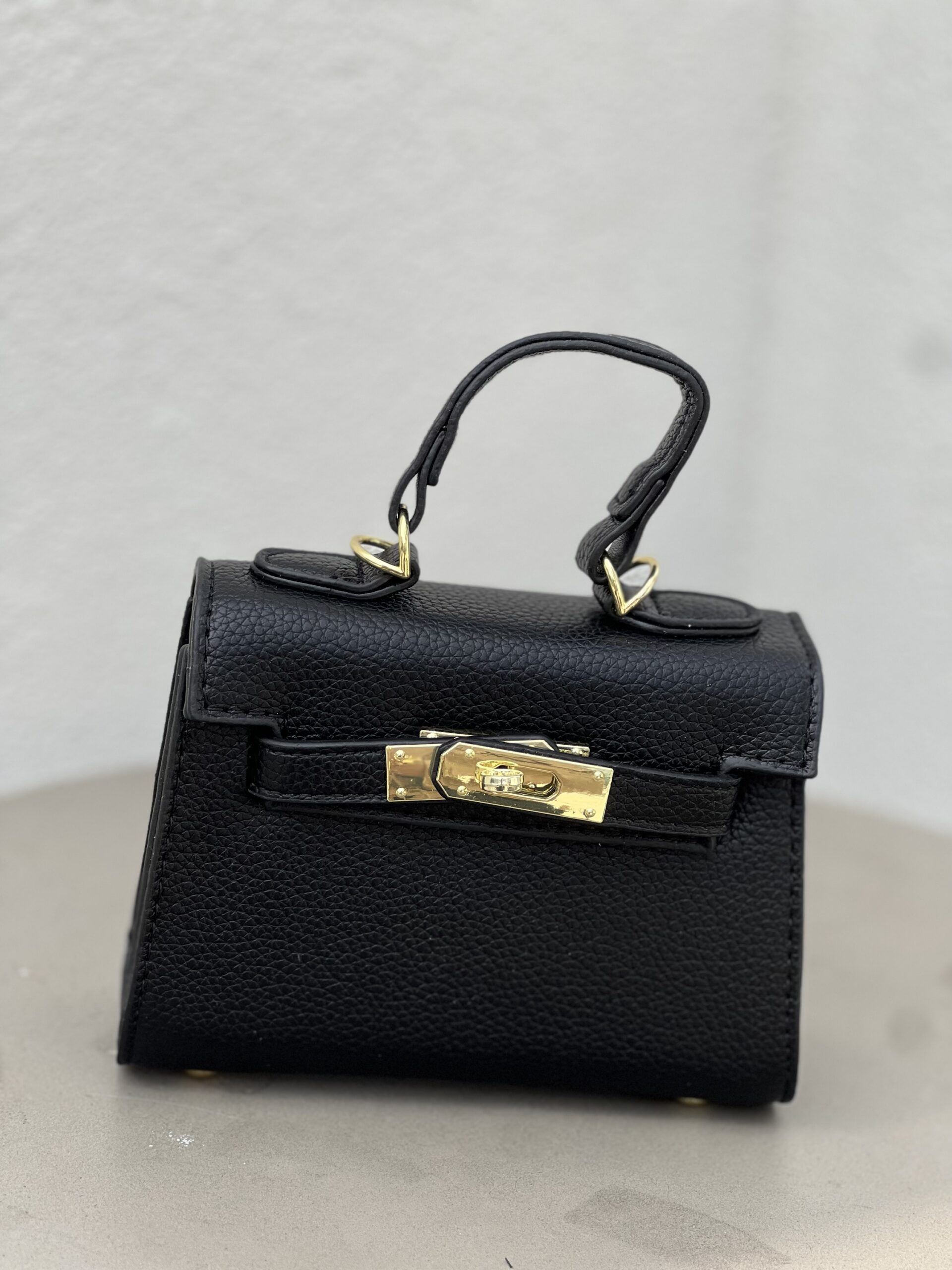 THE KELLY BAG - Image 4