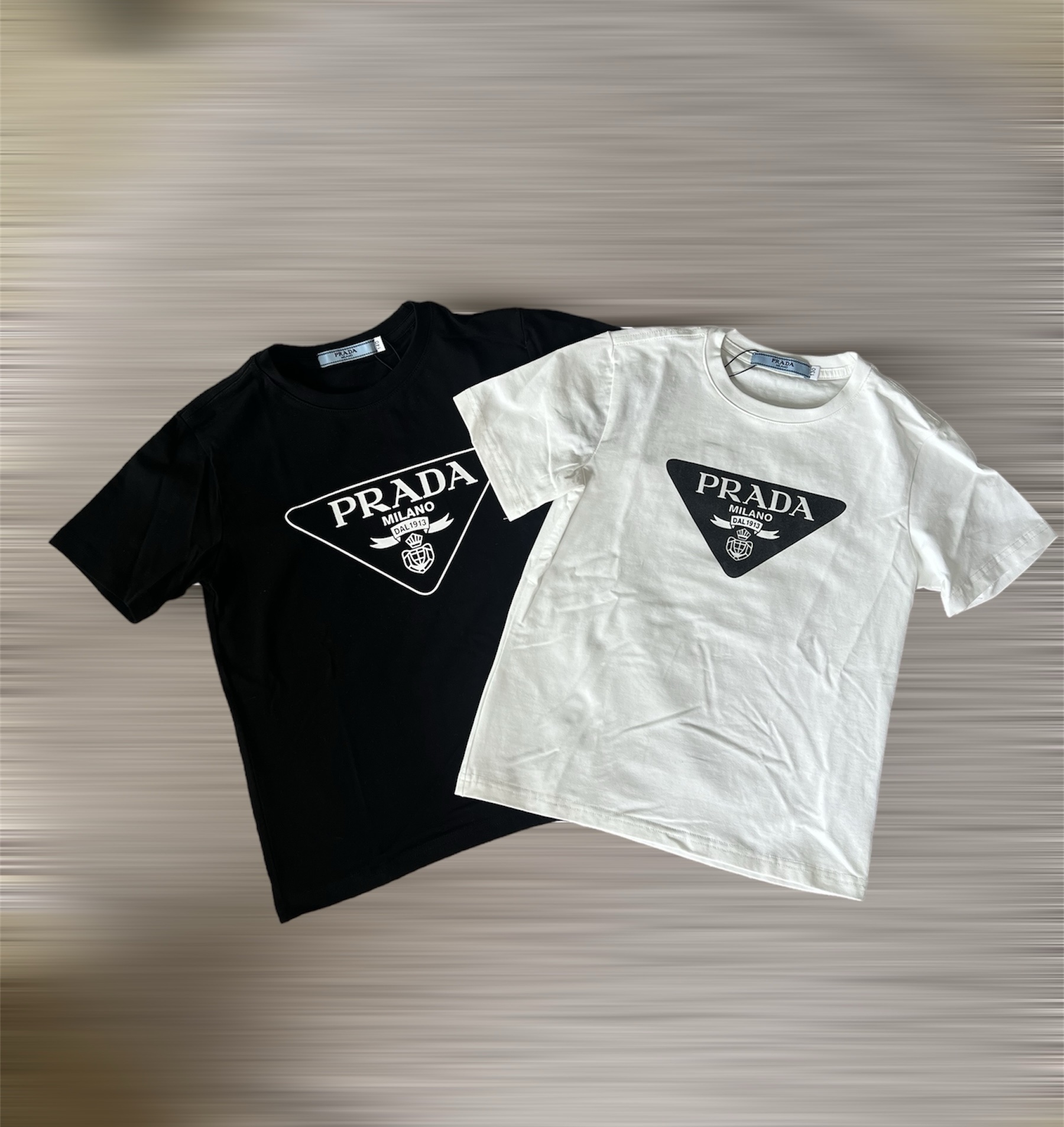 TRI LOGO TEE