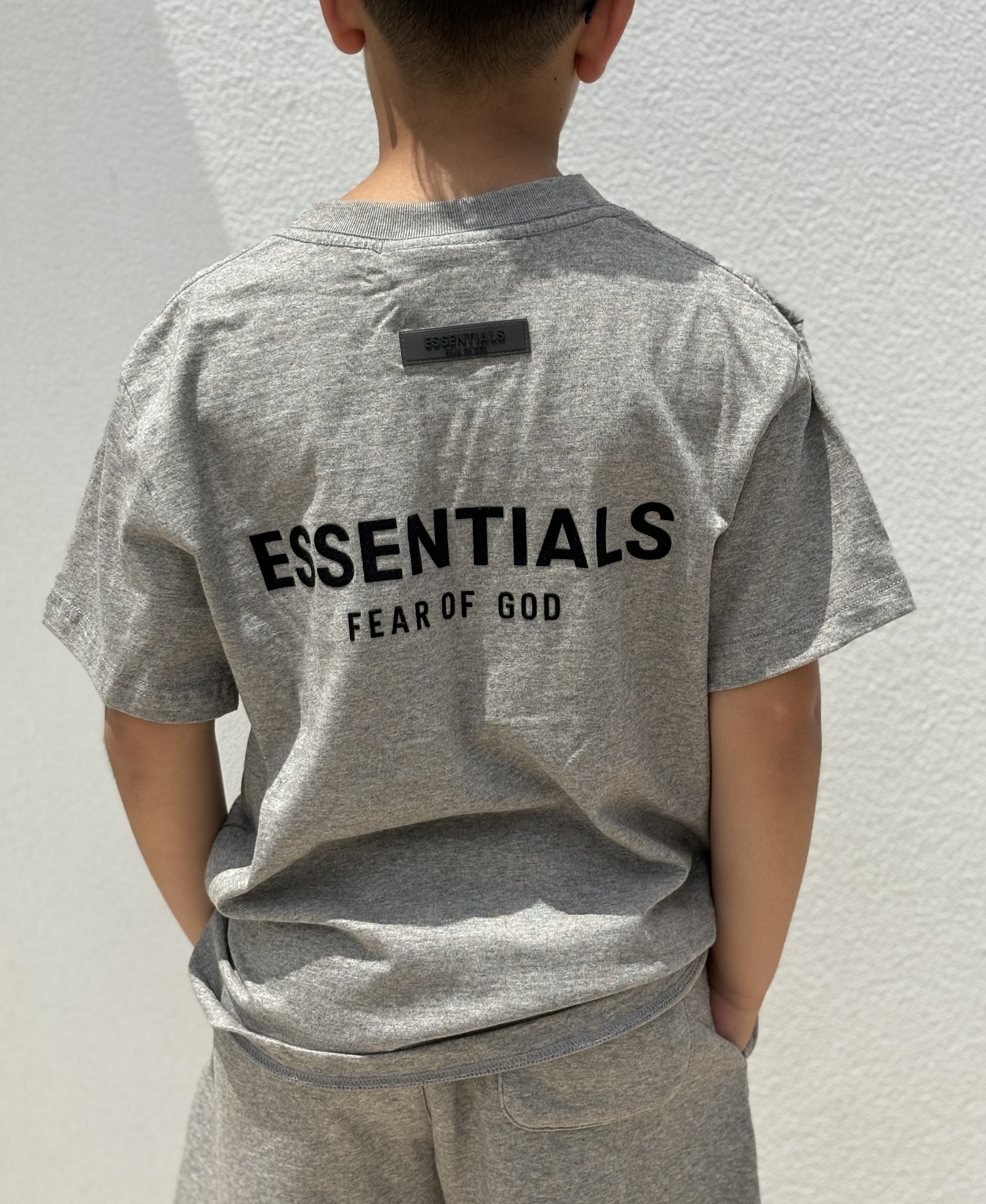 ESSENTIALS ONLY TEE GREY