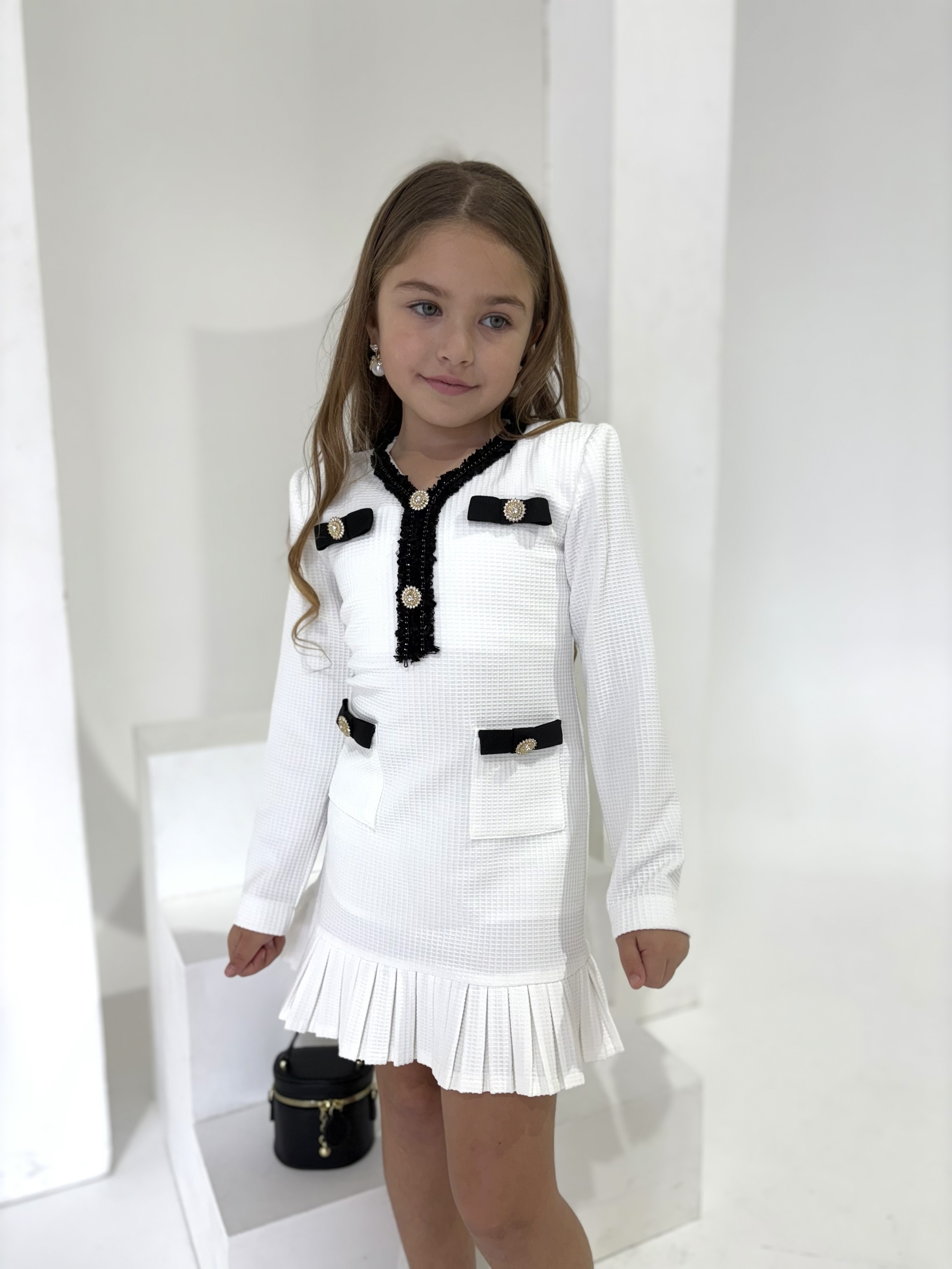 EXCLUSIVE – JnrLux Closet