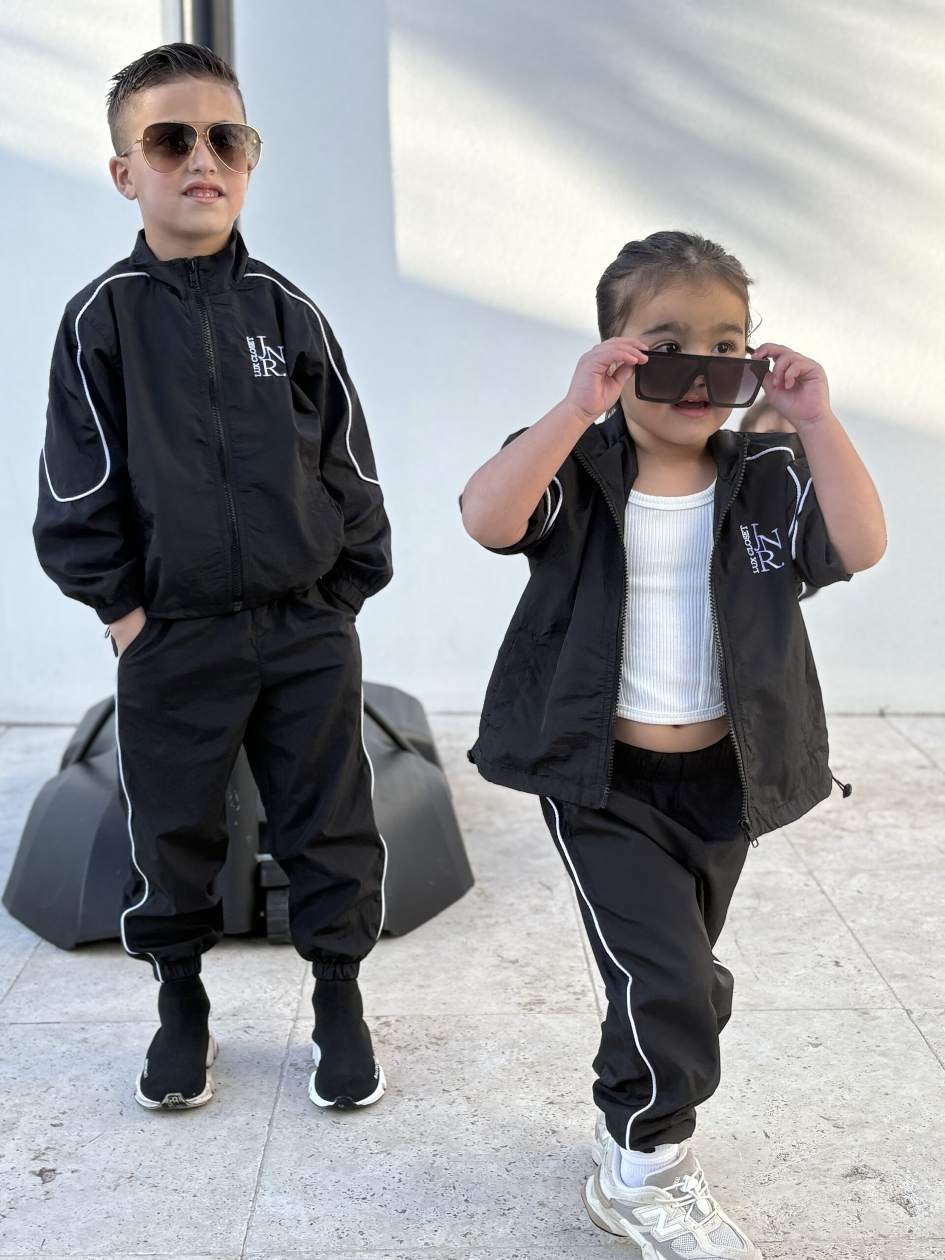 THE WINDBREAKER SET