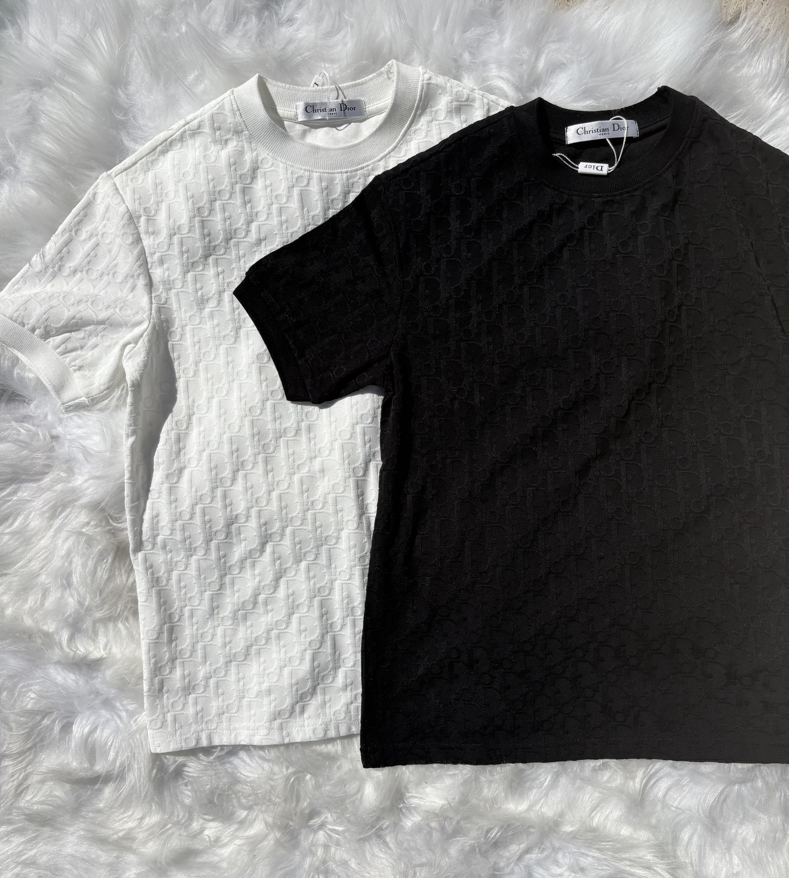 YING YANG TEE