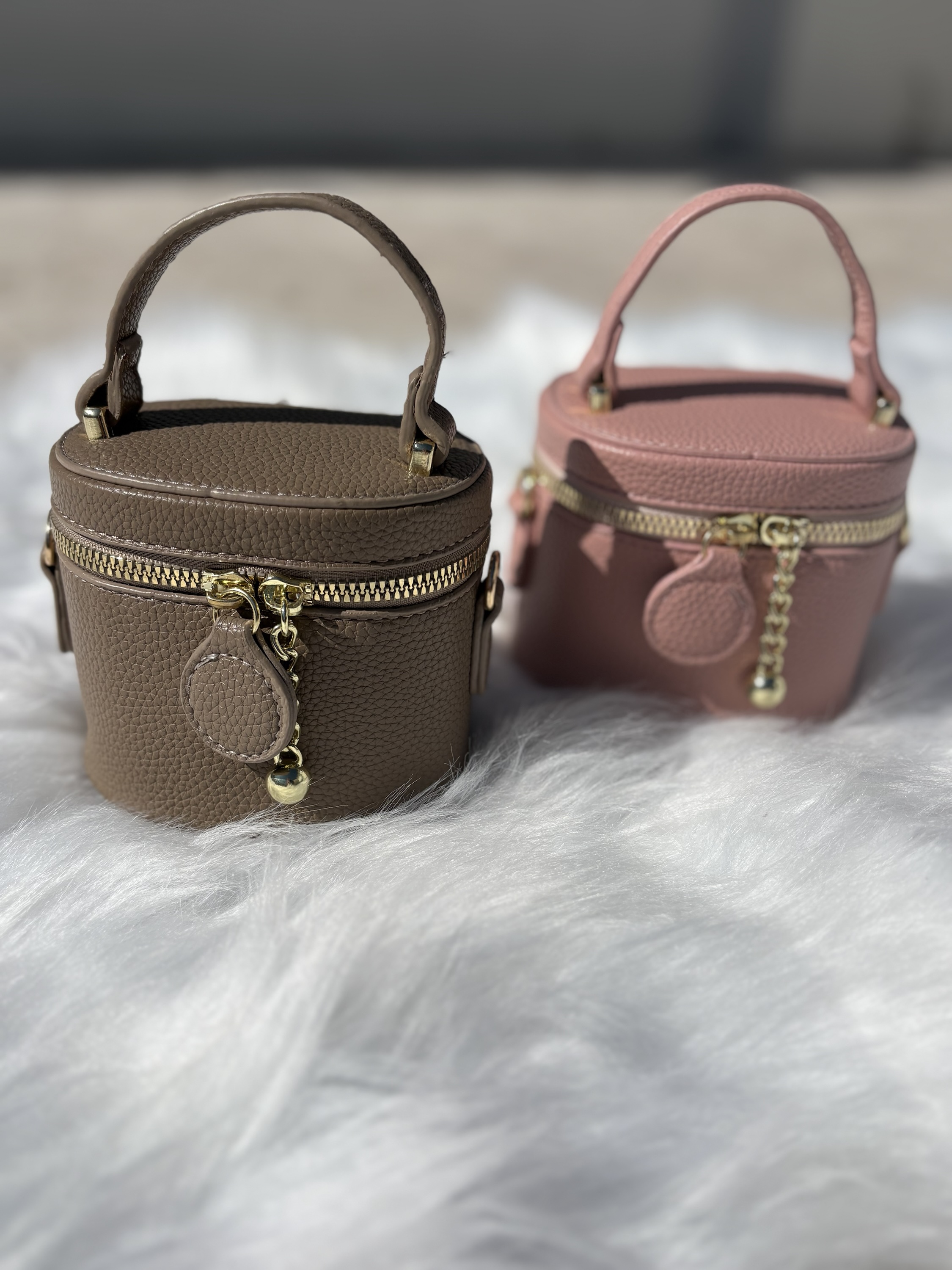 BUCKET BAG