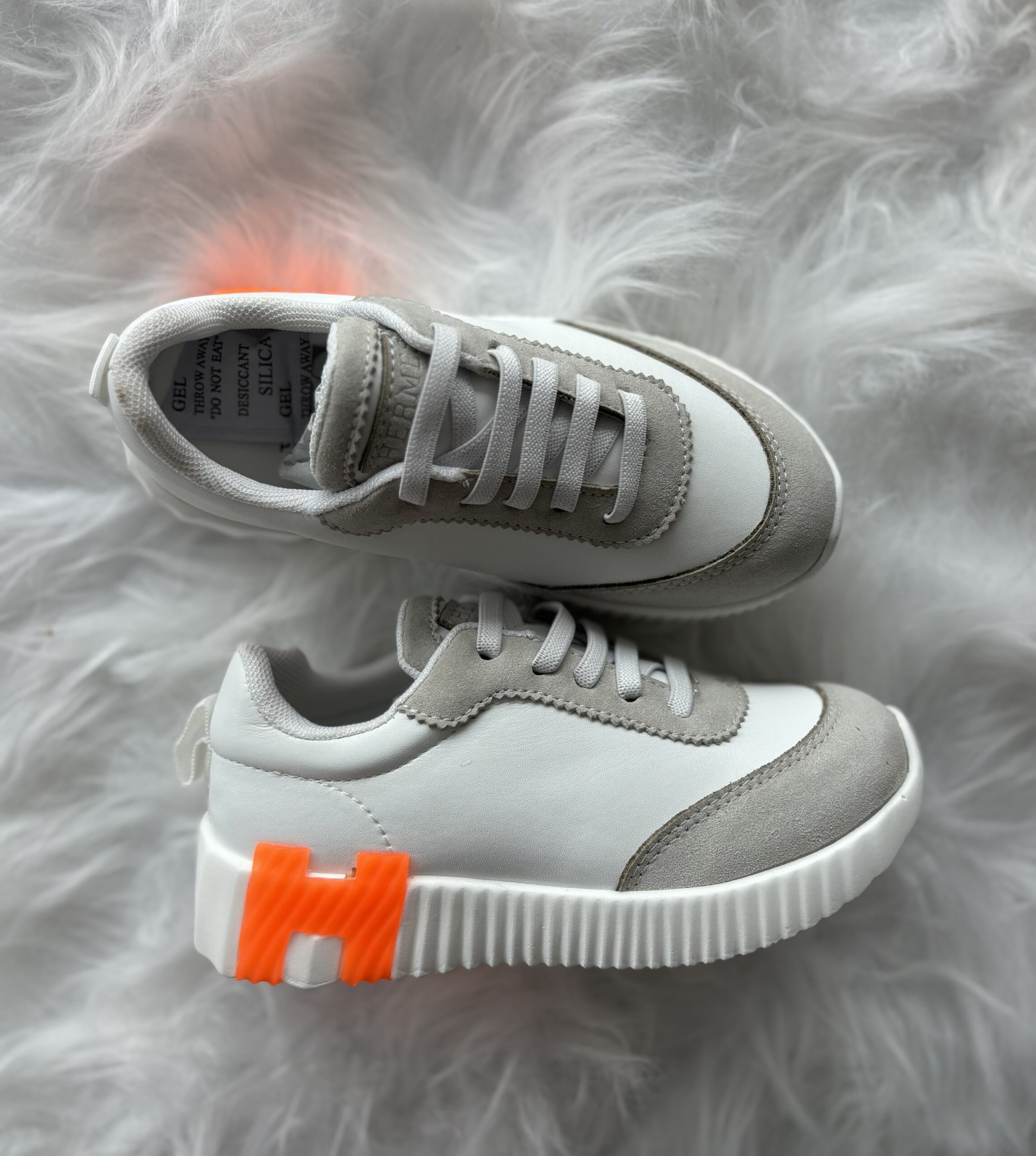 BOUNCING SNEAKER KIDS WHITE & ORANGE
