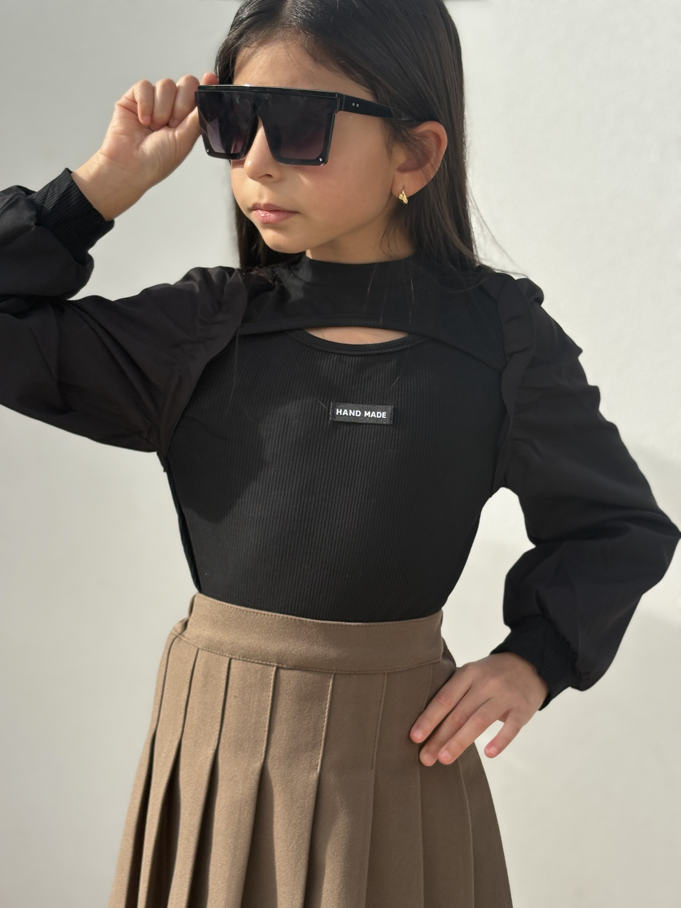HANDMADE TOP