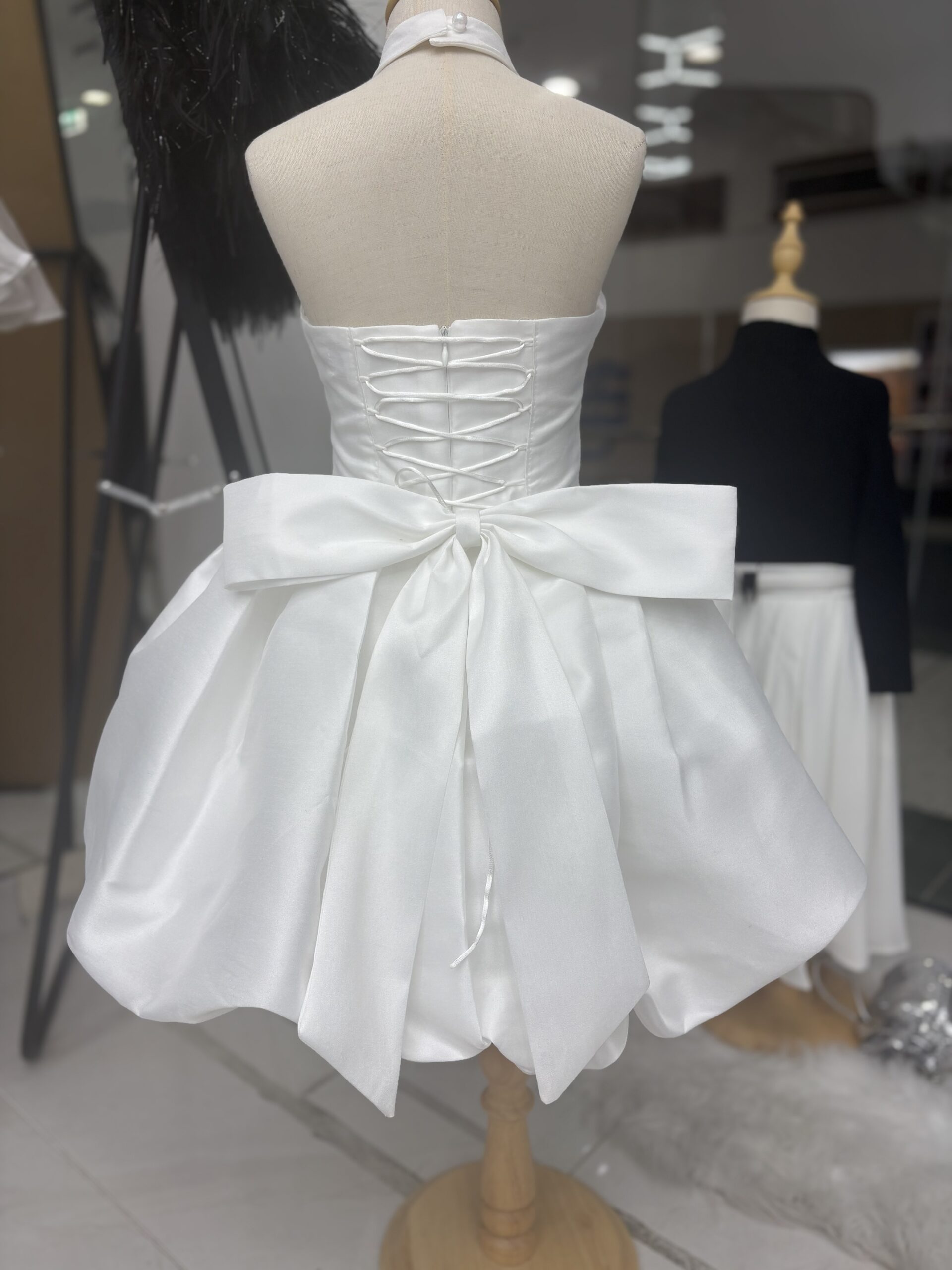 PRINCESS BELL DRESS - Image 3