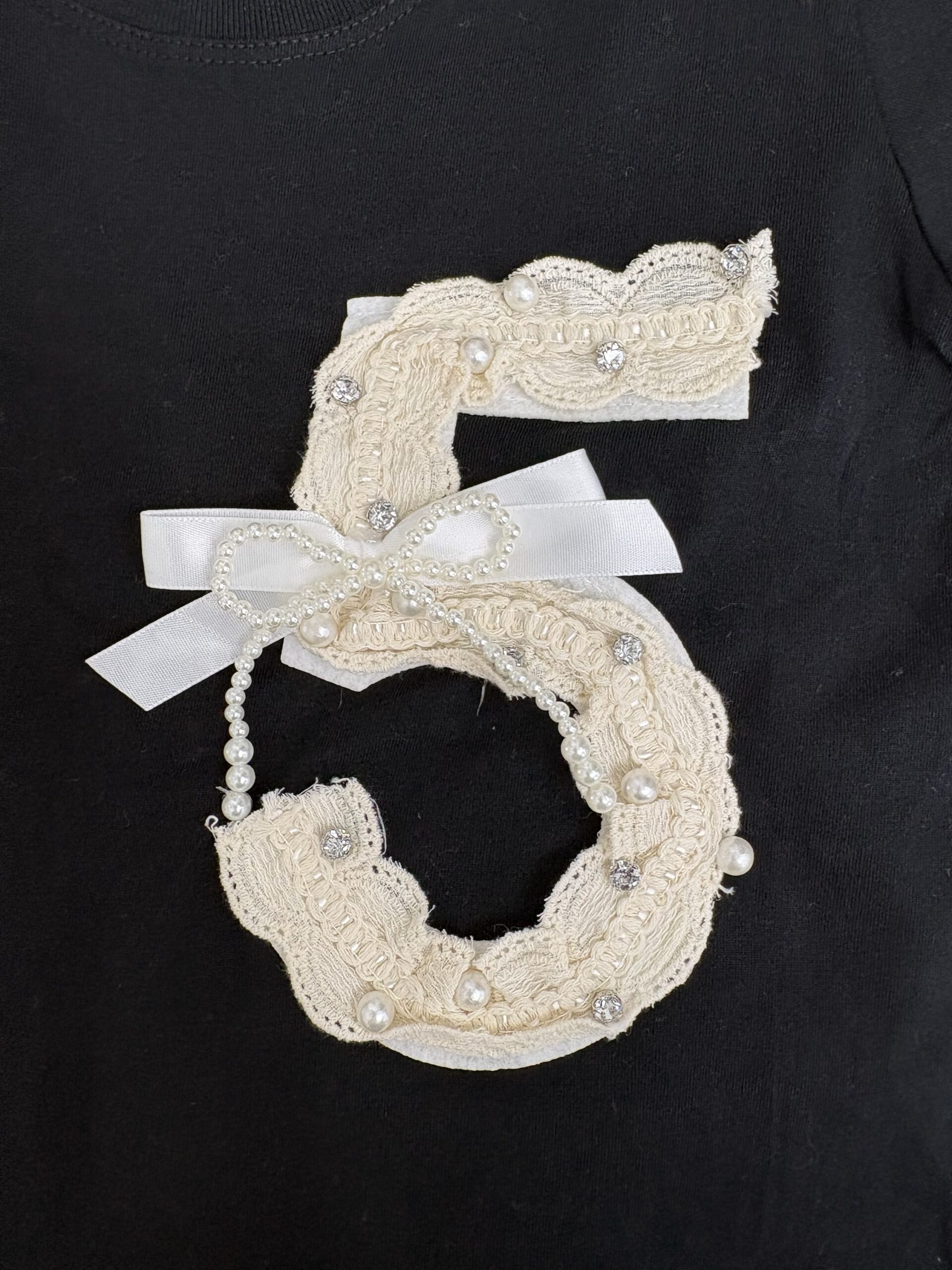 NO 5 TEE